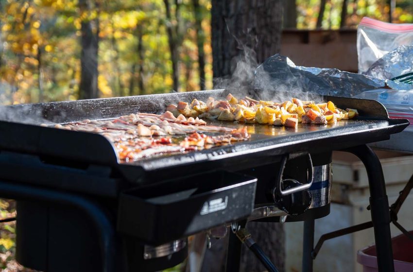 How Blackstone Griddles Available at BBQs 2u Enhance Outdoor Cooking Experiences?